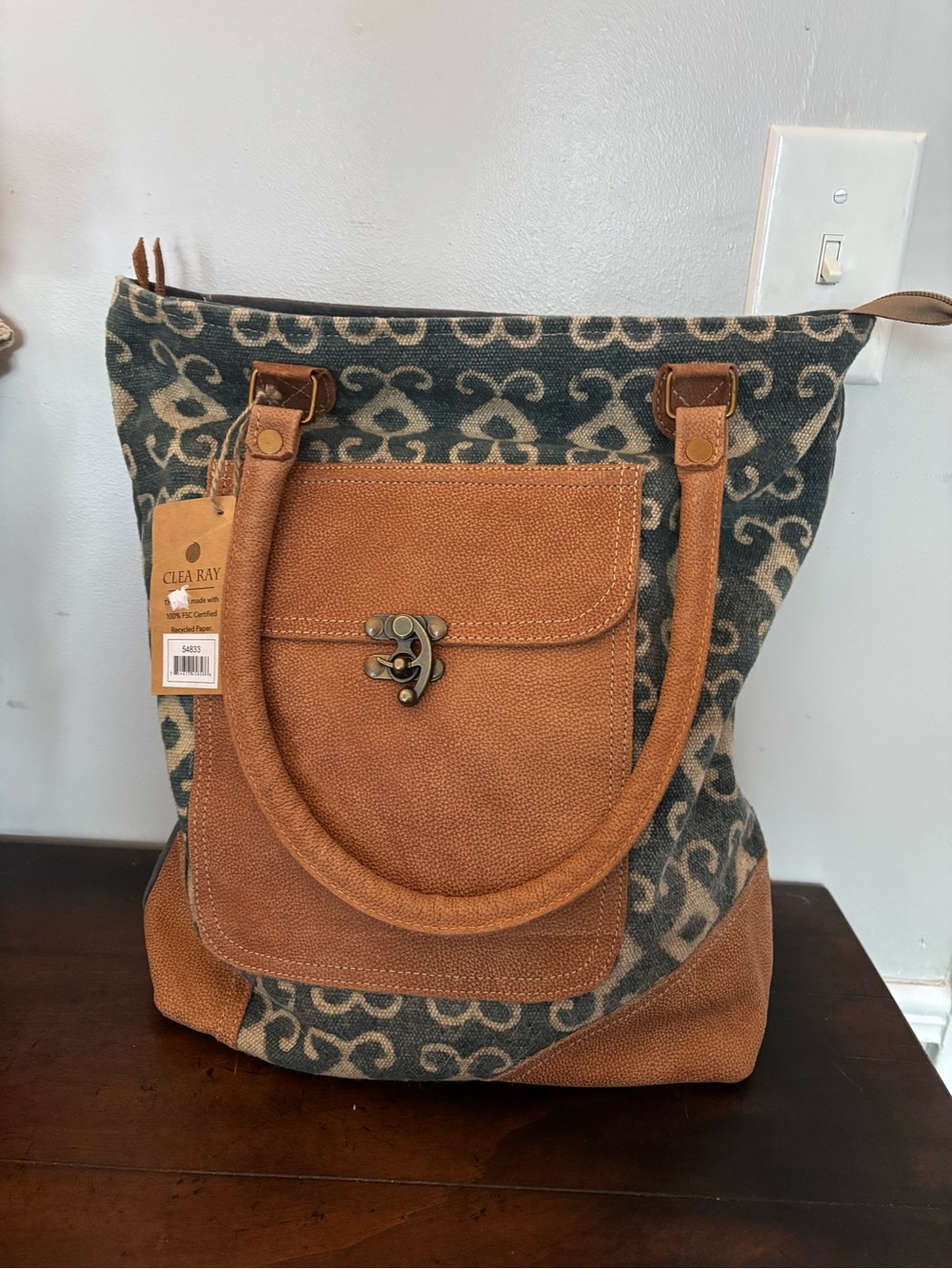 Clea Ray brand blue-gray patterned rug canvas tote bag